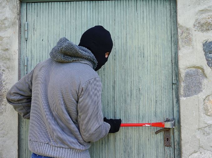 범죄자로 몰리는 꿈