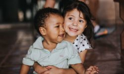 형제자매와 싸우는 꿈