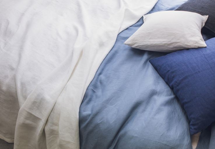 이불 덮고 누워있는 꿈