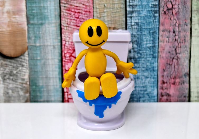 똥통에 빠진 사람 구하는 꿈