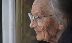 돌아가신 할머니가 밥 차려주는 꿈 해몽 뜻풀이 총정리 돌아가신 할머니가 밥 차려주는 꿈