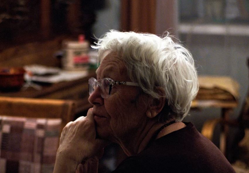 돌아가신 어머니와 식사하는 꿈