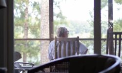 돌아가신 아버지가 때리는 꿈 해몽 뜻풀이 총정리 돌아가신 아버지가 때리는 꿈