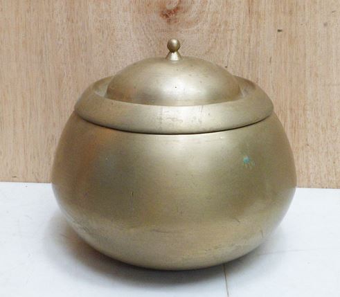 요강에 소변을 보는 꿈