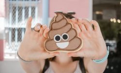 까만 똥 누는 꿈