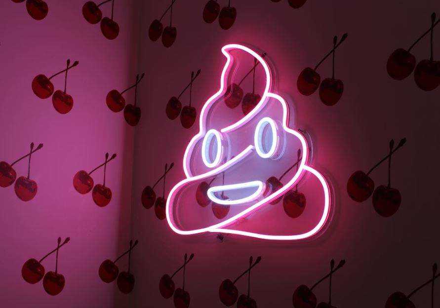 손에 똥이 묻어 씻는 꿈