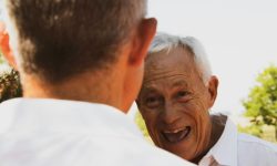 죽은 아버지가 돈을 주는 꿈