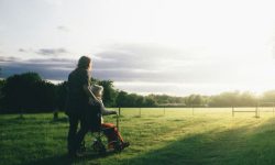 죽은 엄마가 웃는 꿈